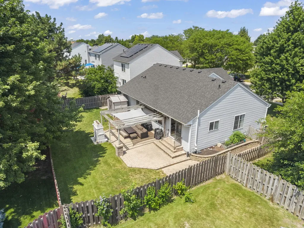 1969 Conway Lane Aurora IL 60503