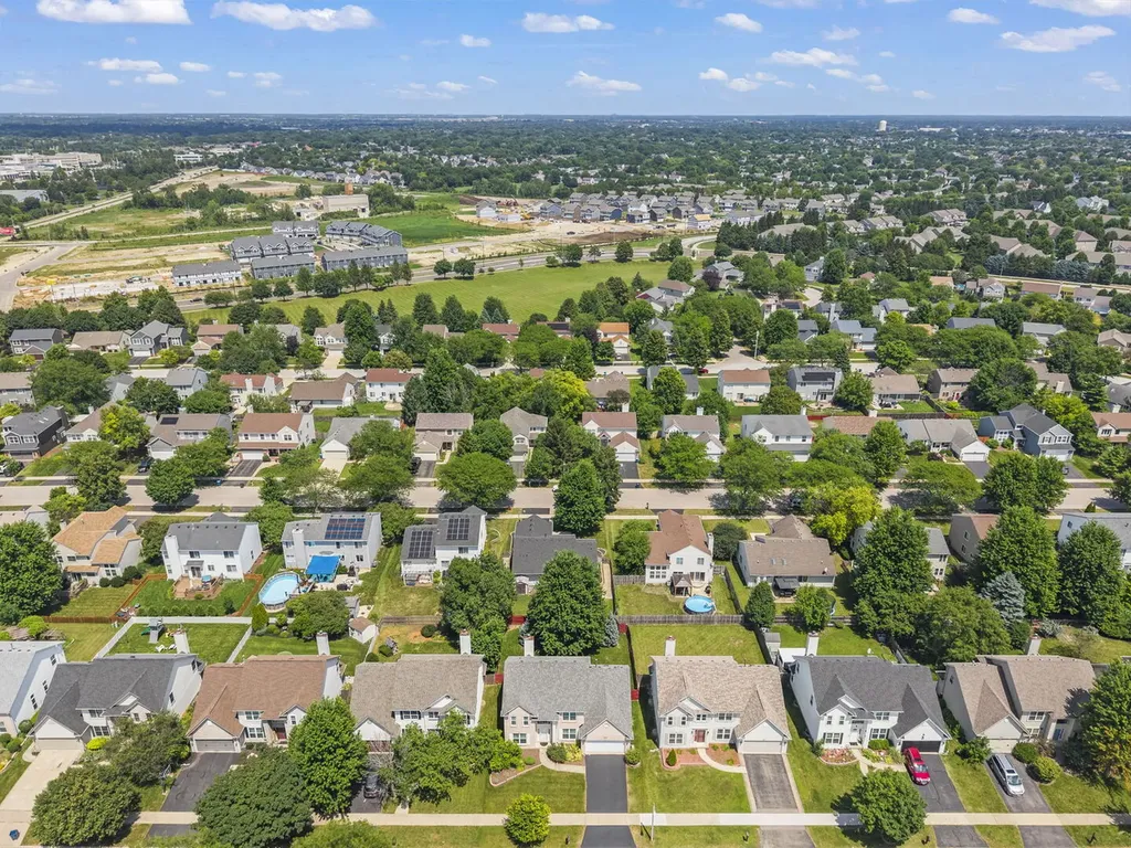 1969 Conway Lane Aurora IL 60503