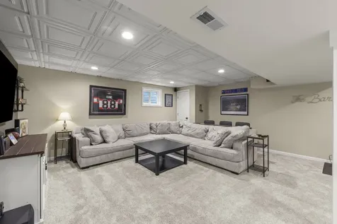 1969 Conway Lane Aurora IL 60503