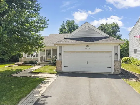 1969 Conway Lane Aurora IL 60503