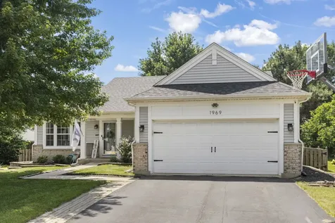 1969 Conway Lane Aurora IL 60503