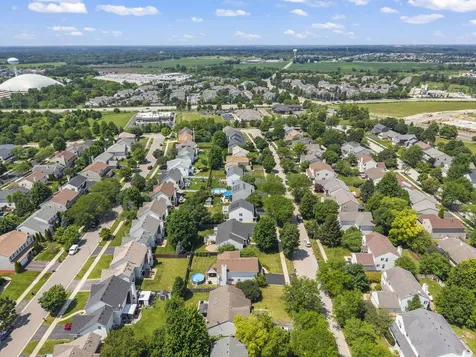 1969 Conway Lane Aurora IL 60503