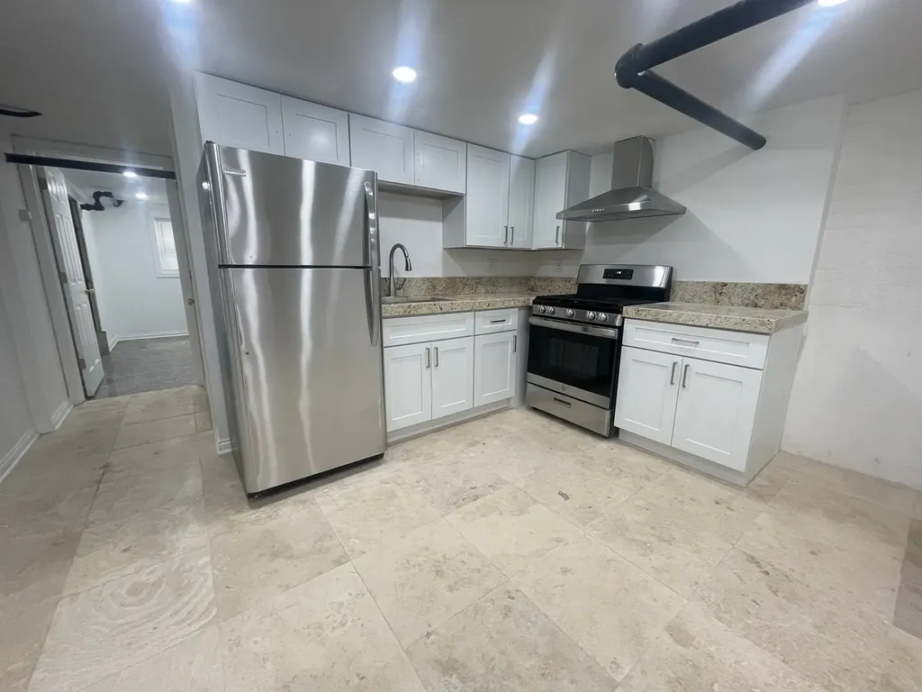 2748 North Austin Avenue Chicago IL 60639