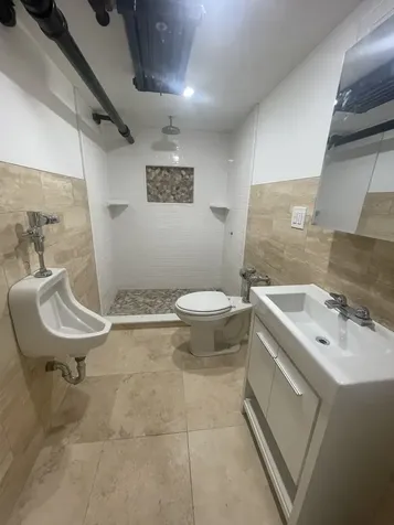 2748 North Austin Avenue Chicago IL 60639