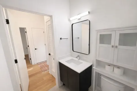4513 North Clark Street Chicago IL 60640