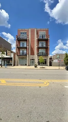 5642 North Broadway Street Chicago IL 60660