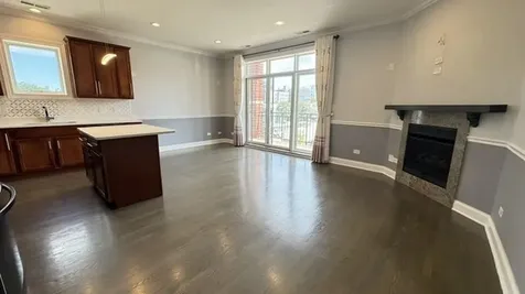 5642 North Broadway Street Chicago IL 60660