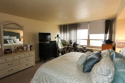 3950 North Lake Shore Drive Chicago IL 60613
