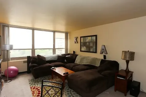 3950 North Lake Shore Drive Chicago IL 60613