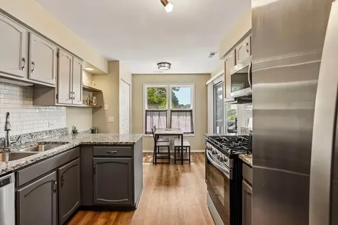 1307 Cromwell Court Vernon Hills IL 60061