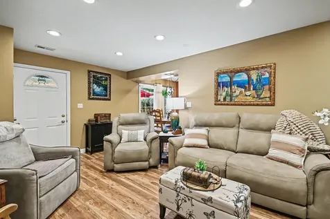 2225 Daffodil Drive Crest Hill IL 60403