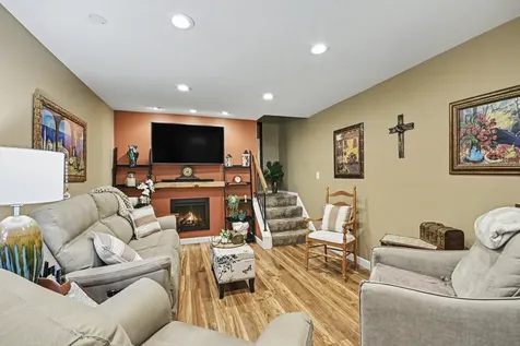 2225 Daffodil Drive Crest Hill IL 60403