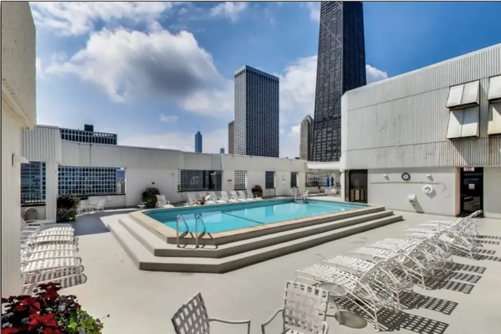 990 North Lake Shore Drive Chicago IL 60611