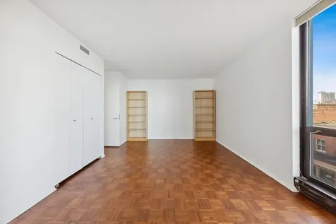 990 North Lake Shore Drive Chicago IL 60611