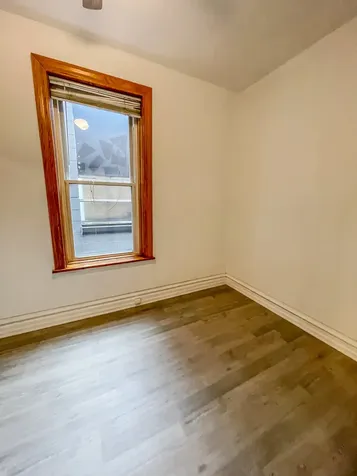 2152 West Division Street Chicago IL 60622