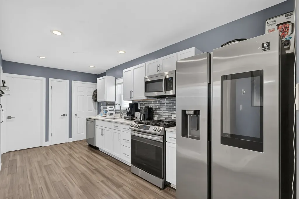 1734 North Karlov Avenue Chicago IL 60639