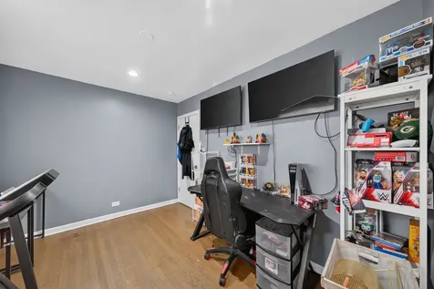 1734 North Karlov Avenue Chicago IL 60639
