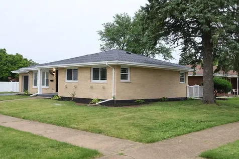 16644 Maple Street South Holland IL 60473