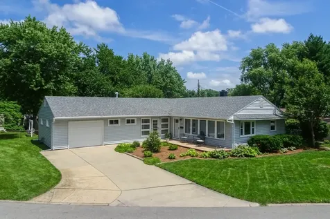 4 Woodruff Drive Bloomington IL 61701