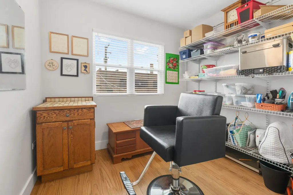 615 North Troy Street Chicago IL 60612