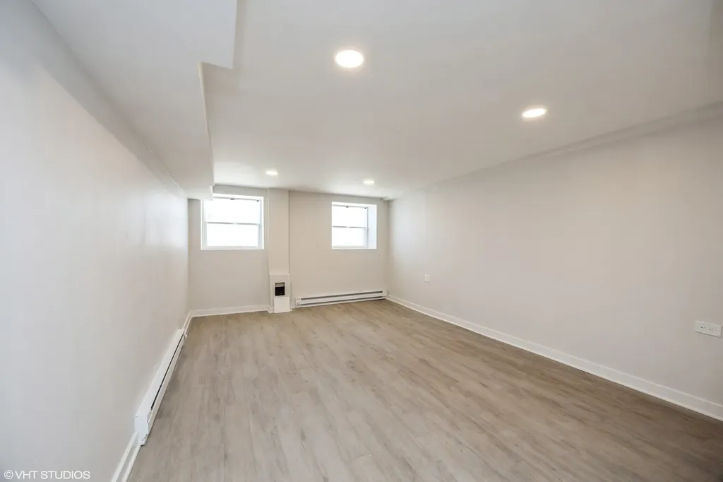 615 North Troy Street Chicago IL 60612