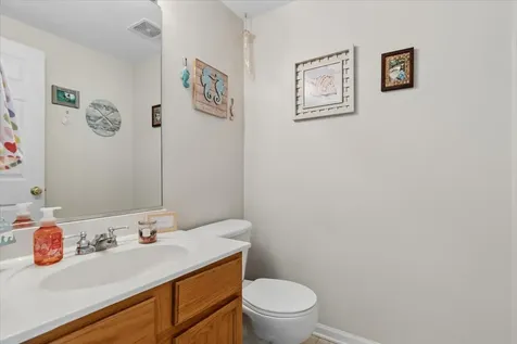 1333 New Haven Drive Cary IL 60013