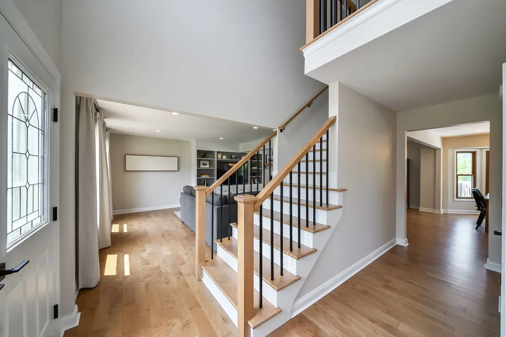 25W184 Setauket Avenue Naperville IL 60540