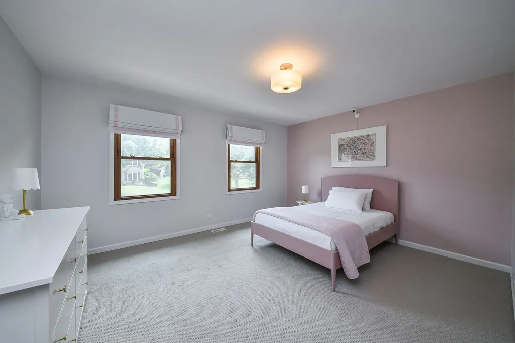 25W184 Setauket Avenue Naperville IL 60540