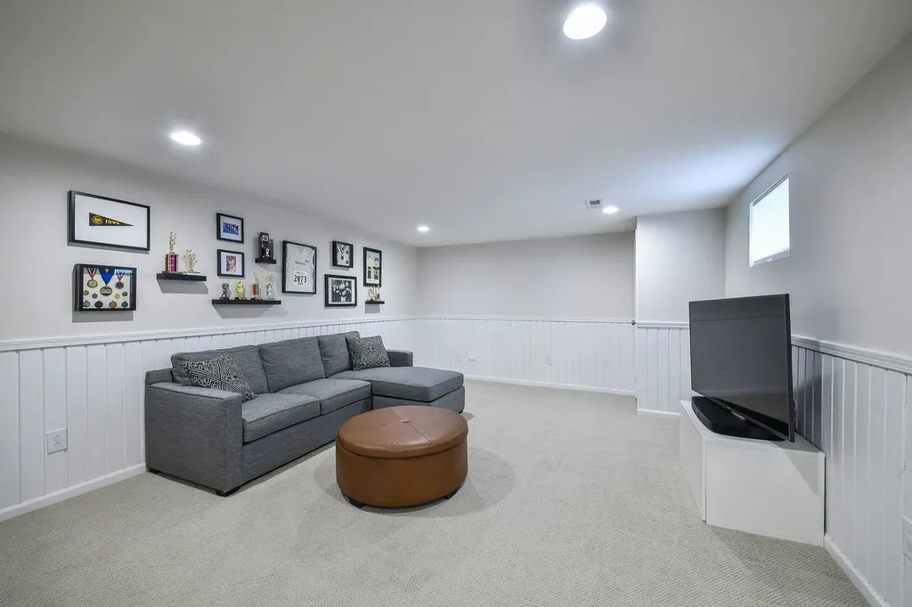 25W184 Setauket Avenue Naperville IL 60540