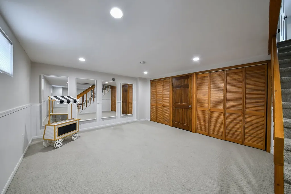 25W184 Setauket Avenue Naperville IL 60540