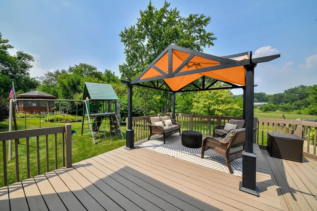 25W184 Setauket Avenue Naperville IL 60540