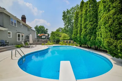 25W184 Setauket Avenue Naperville IL 60540