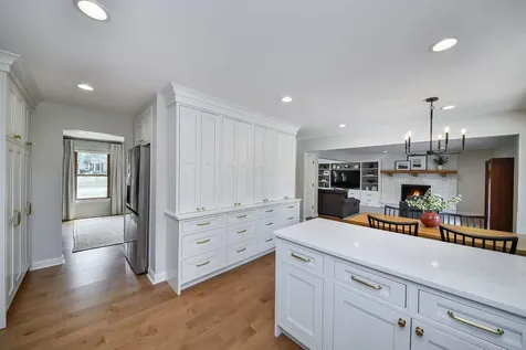 25W184 Setauket Avenue Naperville IL 60540