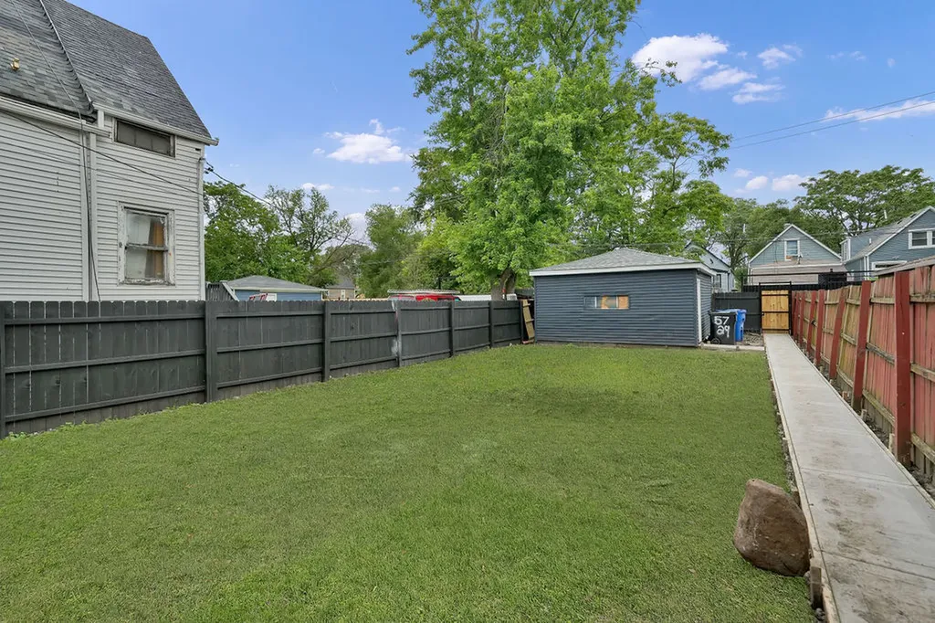 6345 South Honore Street Chicago IL 60636