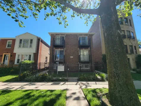 7411 North Claremont Avenue Chicago IL 60645