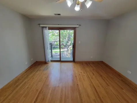 7411 North Claremont Avenue Chicago IL 60645