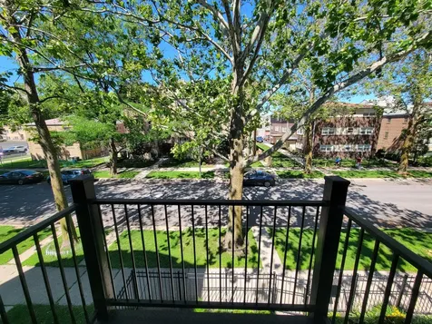 7411 North Claremont Avenue Chicago IL 60645