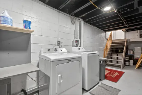 320 Chalmers Street Geneva IL 60134