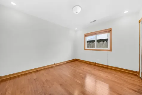 1446 Everett Avenue Des Plaines IL 60018