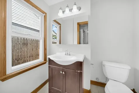 1446 Everett Avenue Des Plaines IL 60018