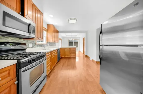 1446 Everett Avenue Des Plaines IL 60018