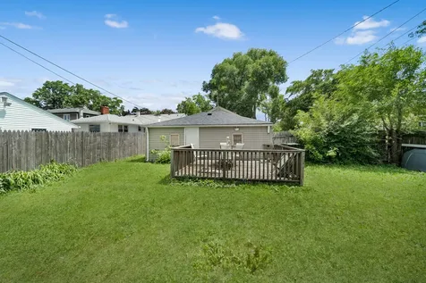 1446 Everett Avenue Des Plaines IL 60018