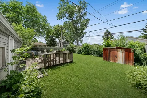 1446 Everett Avenue Des Plaines IL 60018