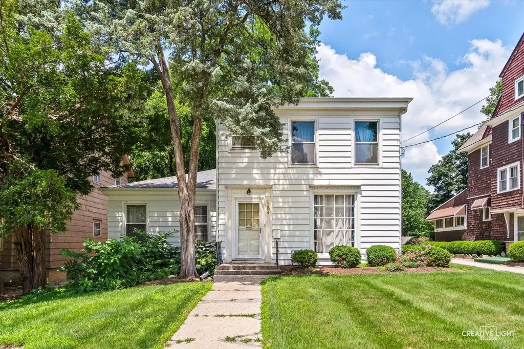 384 East Chicago Street Elgin IL 60120