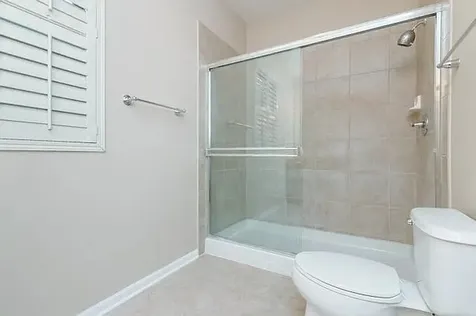 318 East 25th Street E Chicago IL 60616