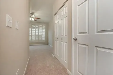 318 East 25th Street E Chicago IL 60616