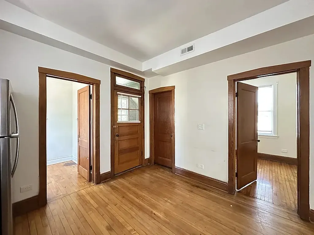 5433 South Millard Avenue Chicago IL 60632
