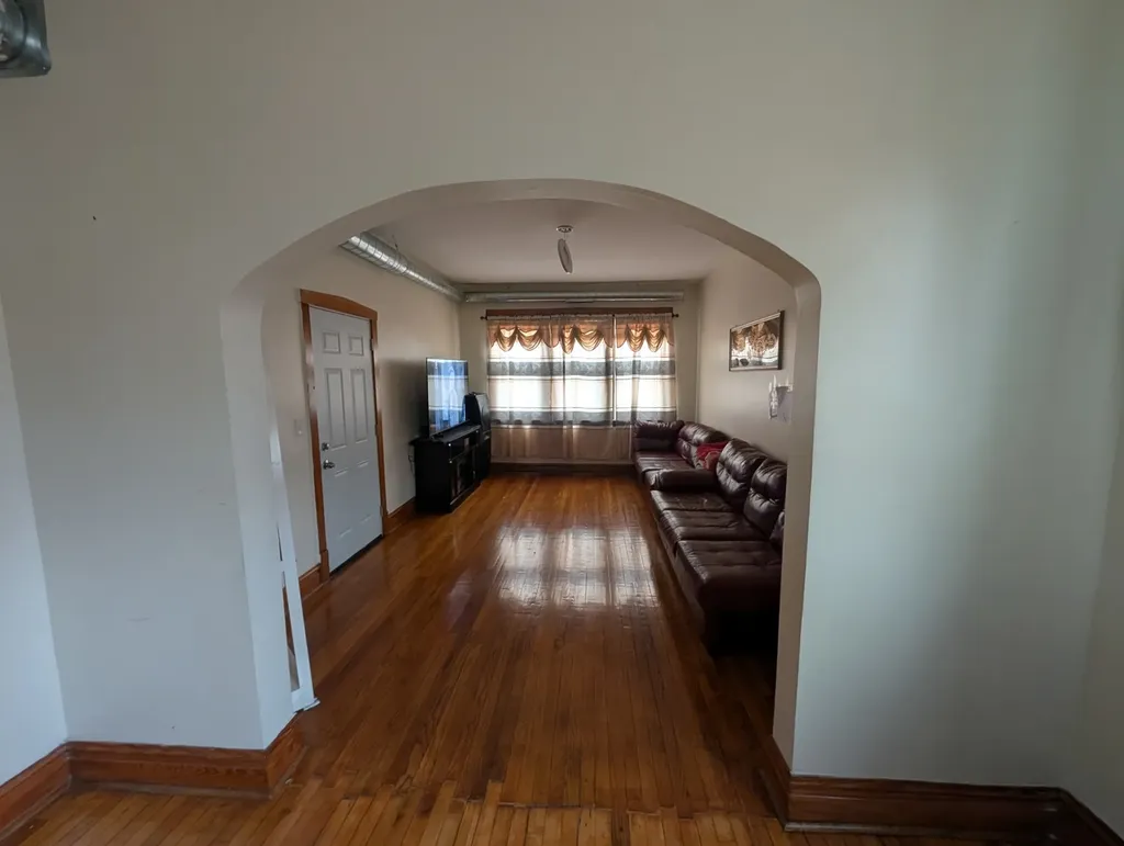 5433 South Millard Avenue Chicago IL 60632