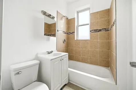 1621 South Lawndale Avenue Chicago IL 60623