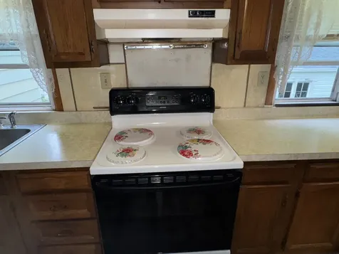 206 West Main Street Mount Morris IL 61054